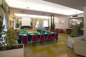 Aretusa Palace